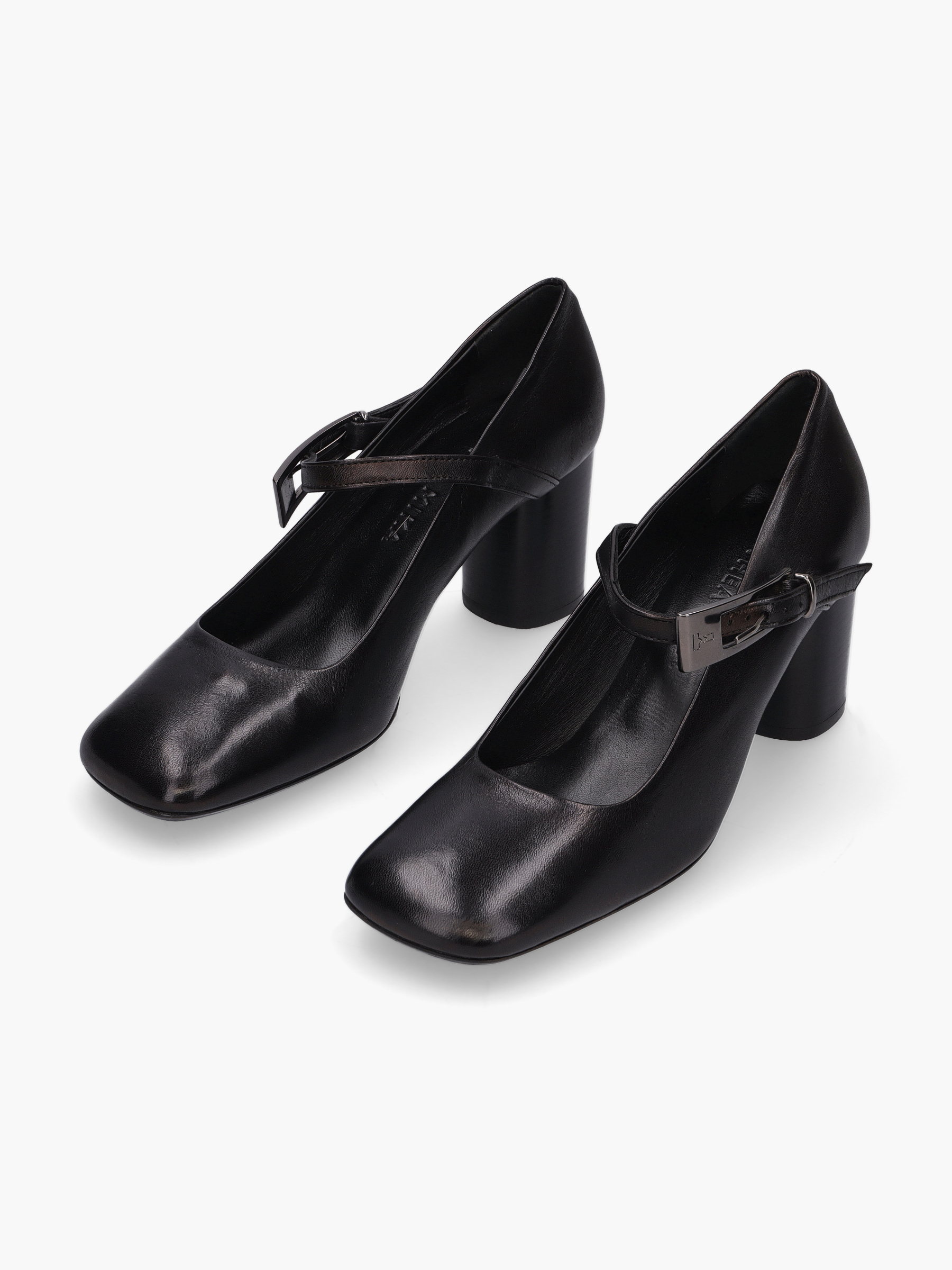 Bekleidung, Schuhwerk, Schuh, Hoher Absatz
