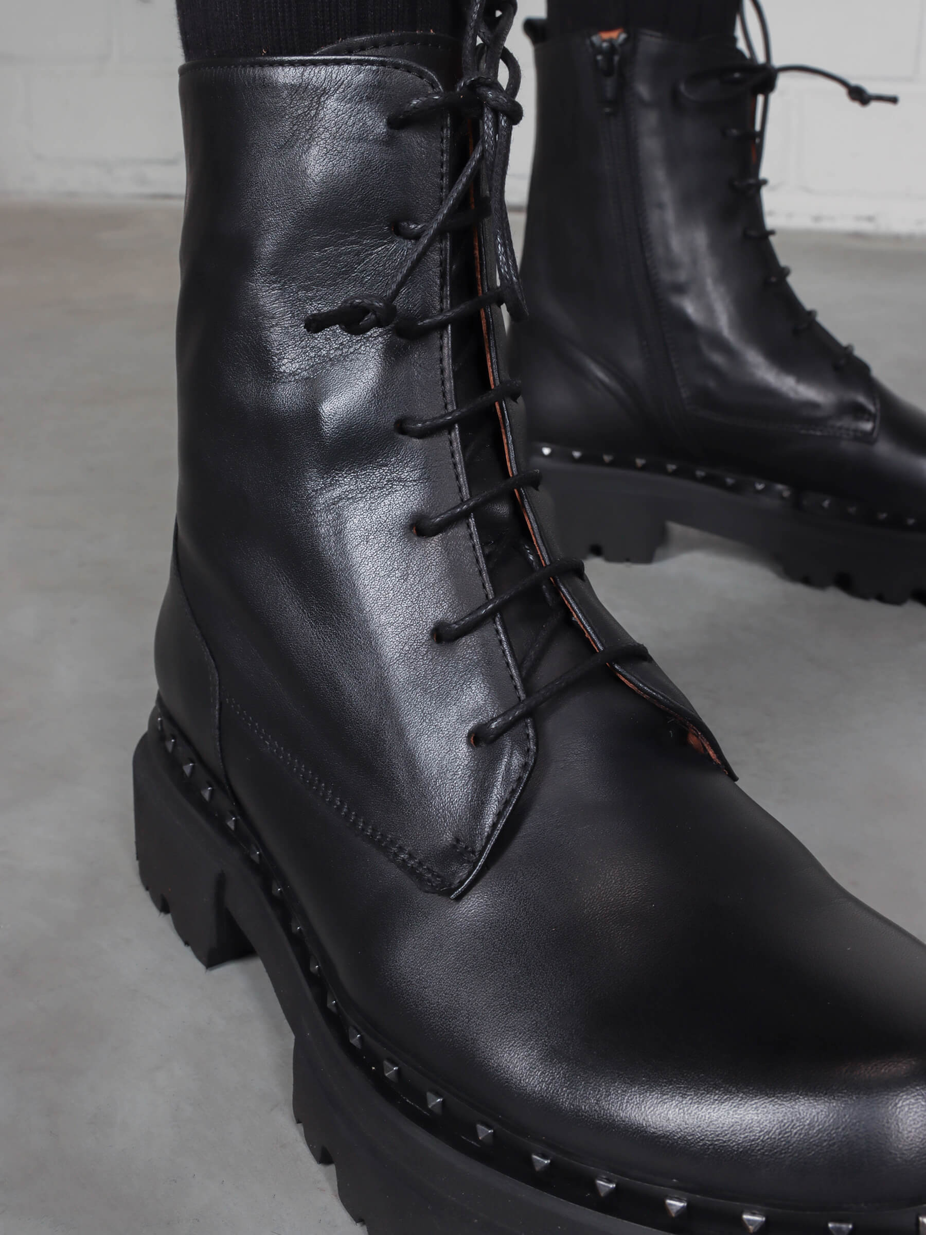 Schnürstiefeletten schwarz