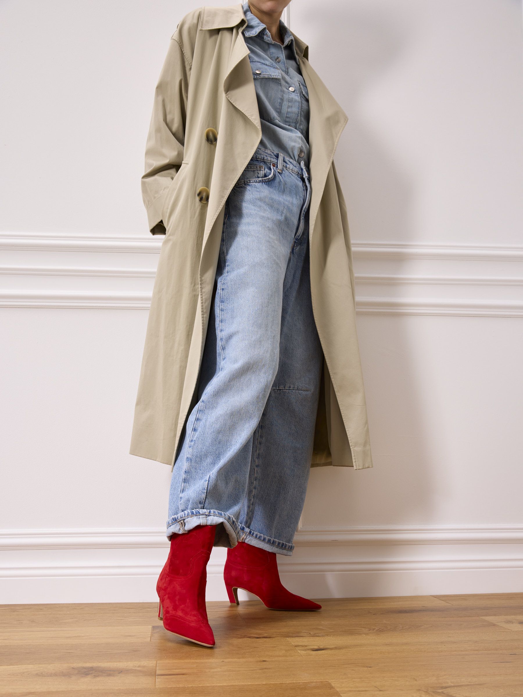 VARI-Veloursleder-Rot-TMC452B-0010-0239-BM_0 Bekleidung, Mantel, Trenchcoat, Schuh, Bekleidung, Mantel, Trenchcoat, Schuh, Bekleidung, Mantel, Trenchcoat, Schuh, Bekleidung, Mantel, Trenchcoat, Schuh