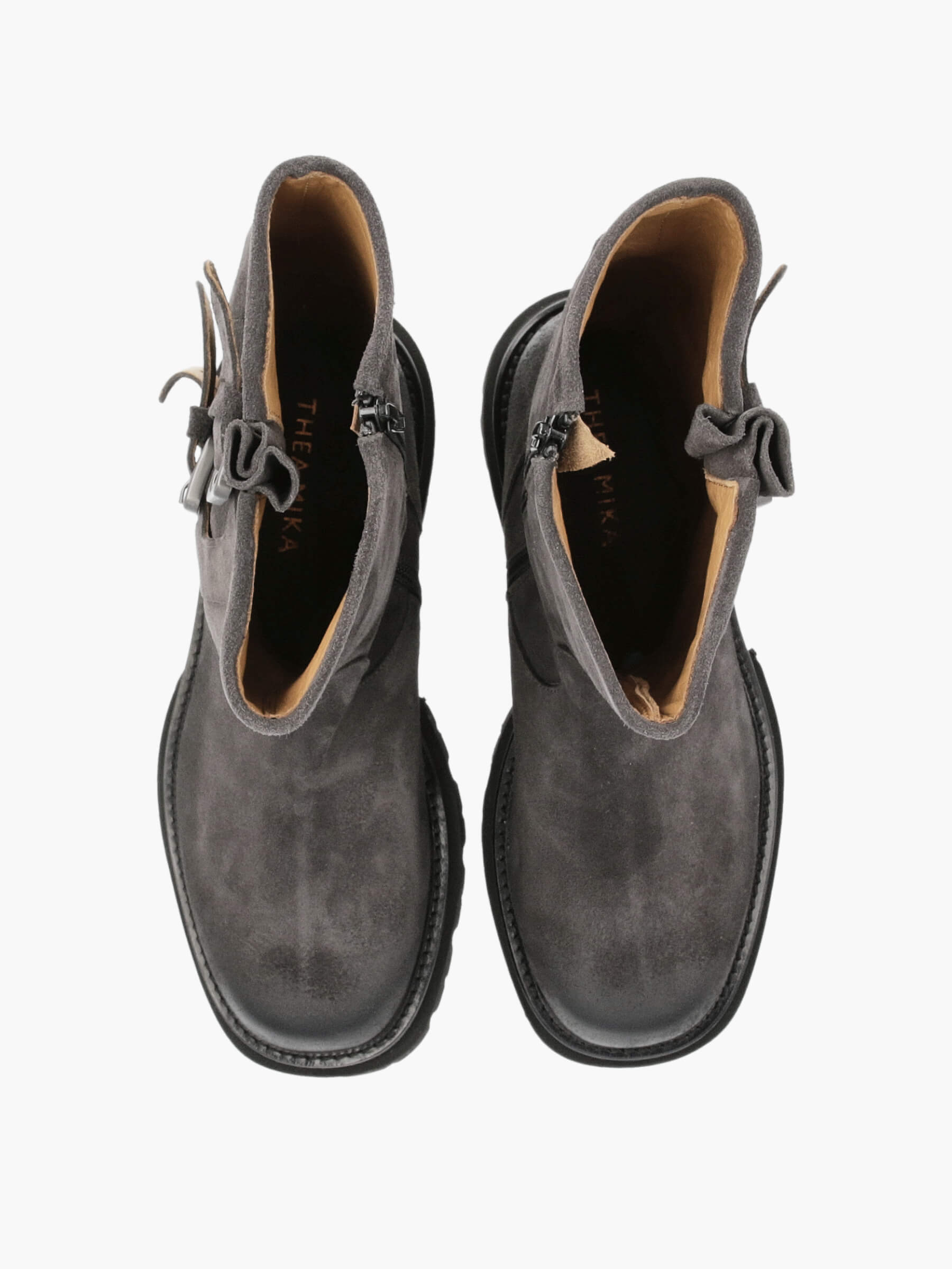 Boots carbone