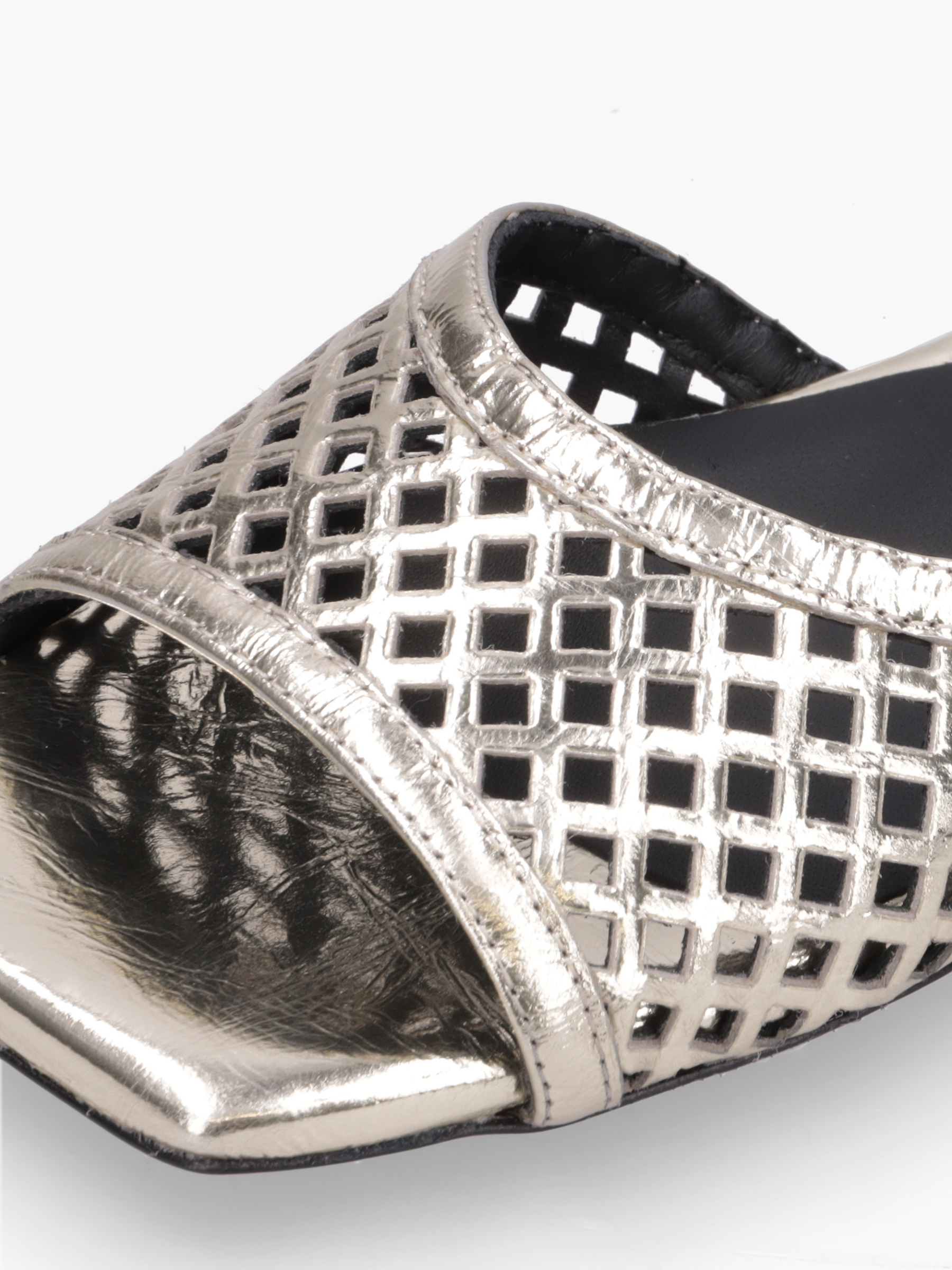 VIVIT-Metallic-Leder-Gold-TM01714-0036-0084-Thea-Mika_5_BM VIVIT Metallic-Leder Gold, Bekleidung, Schuhwerk, Schuh, Sandale