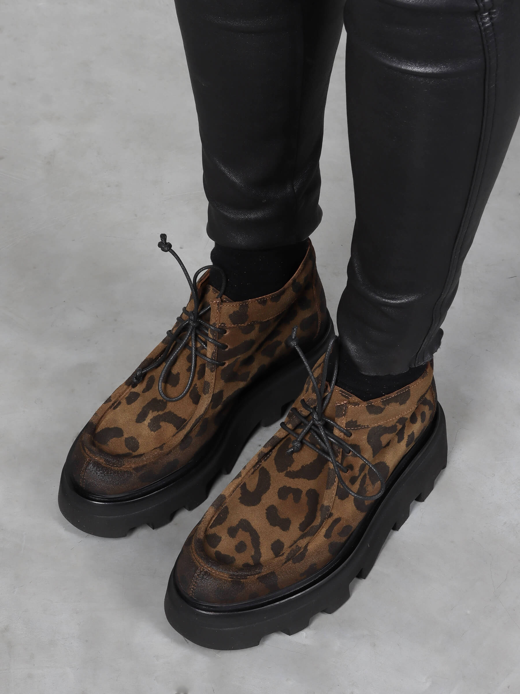 Halbschuhe braun leo