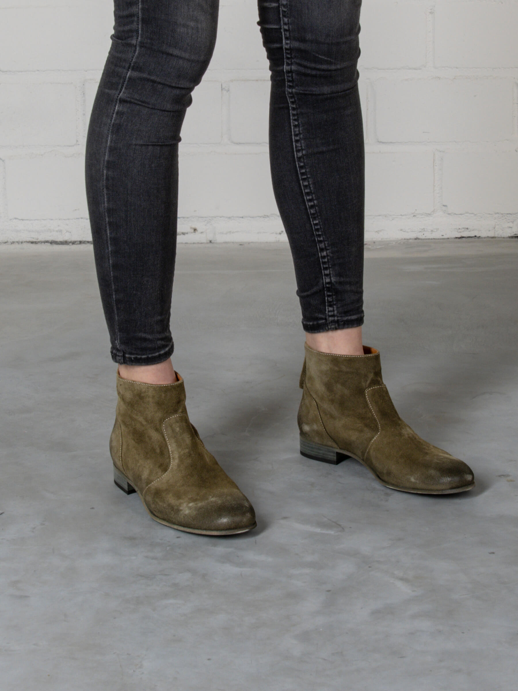 Stiefelette muschio, Schuhwerk, Schuh, Jeans, Hosen, Person